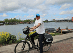 Deels verlamde nederlander fietst 100.000 kilometer op e-bike